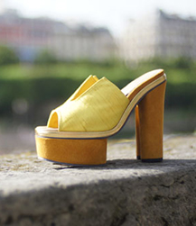Let the sun shine IN